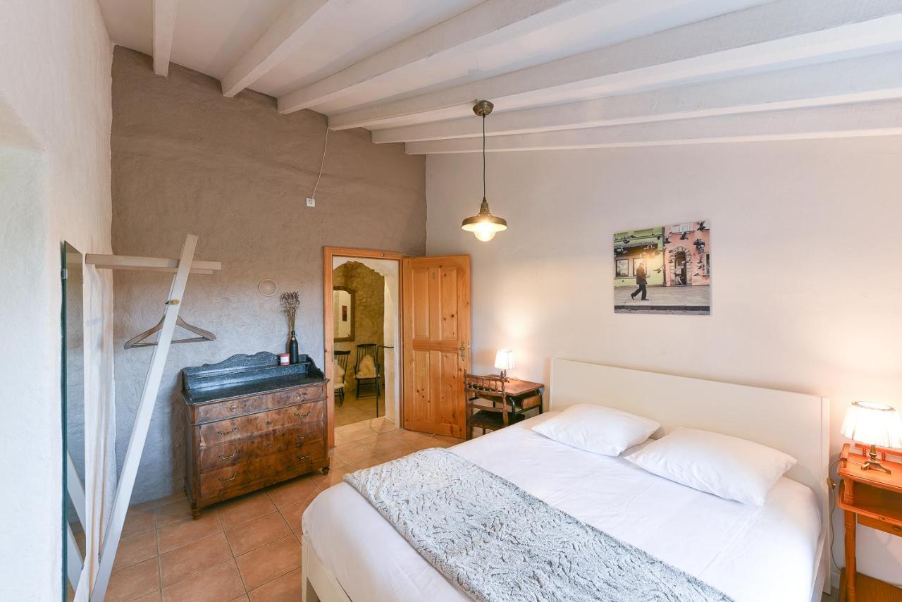 Auberge La Plaine Chabrillan Zewnętrze zdjęcie