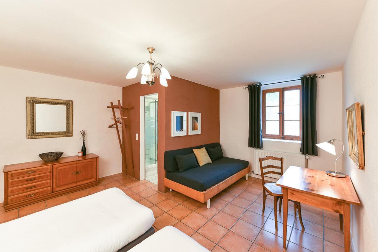 Auberge La Plaine Chabrillan Zewnętrze zdjęcie