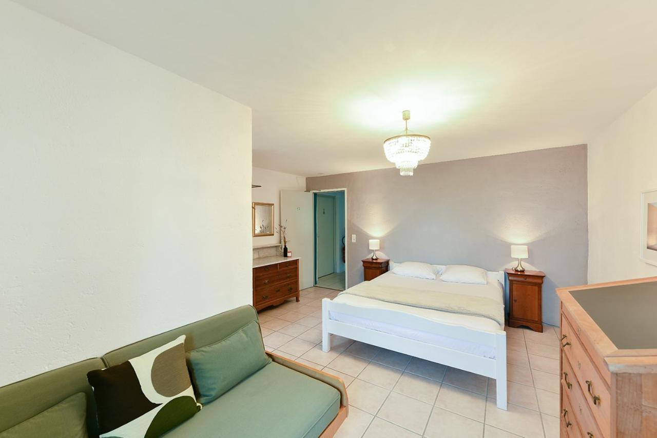 Auberge La Plaine Chabrillan Zewnętrze zdjęcie