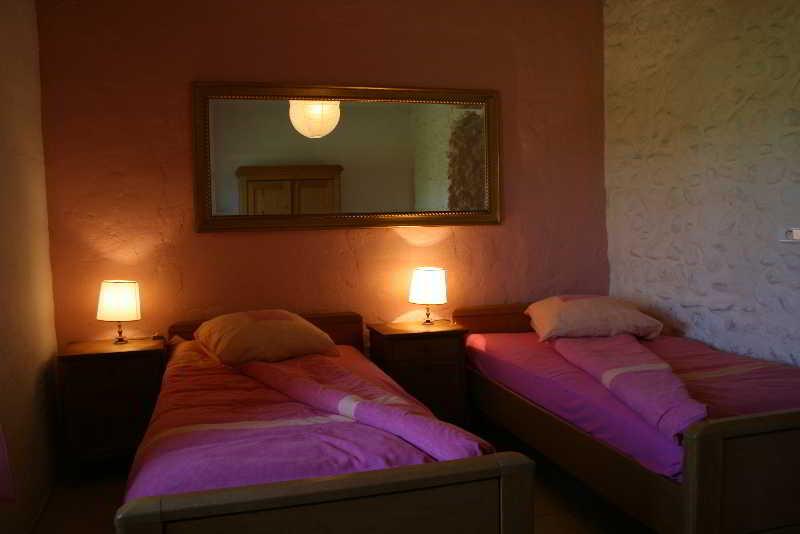 Auberge La Plaine Chabrillan Zewnętrze zdjęcie