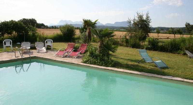 Auberge La Plaine Chabrillan Zewnętrze zdjęcie